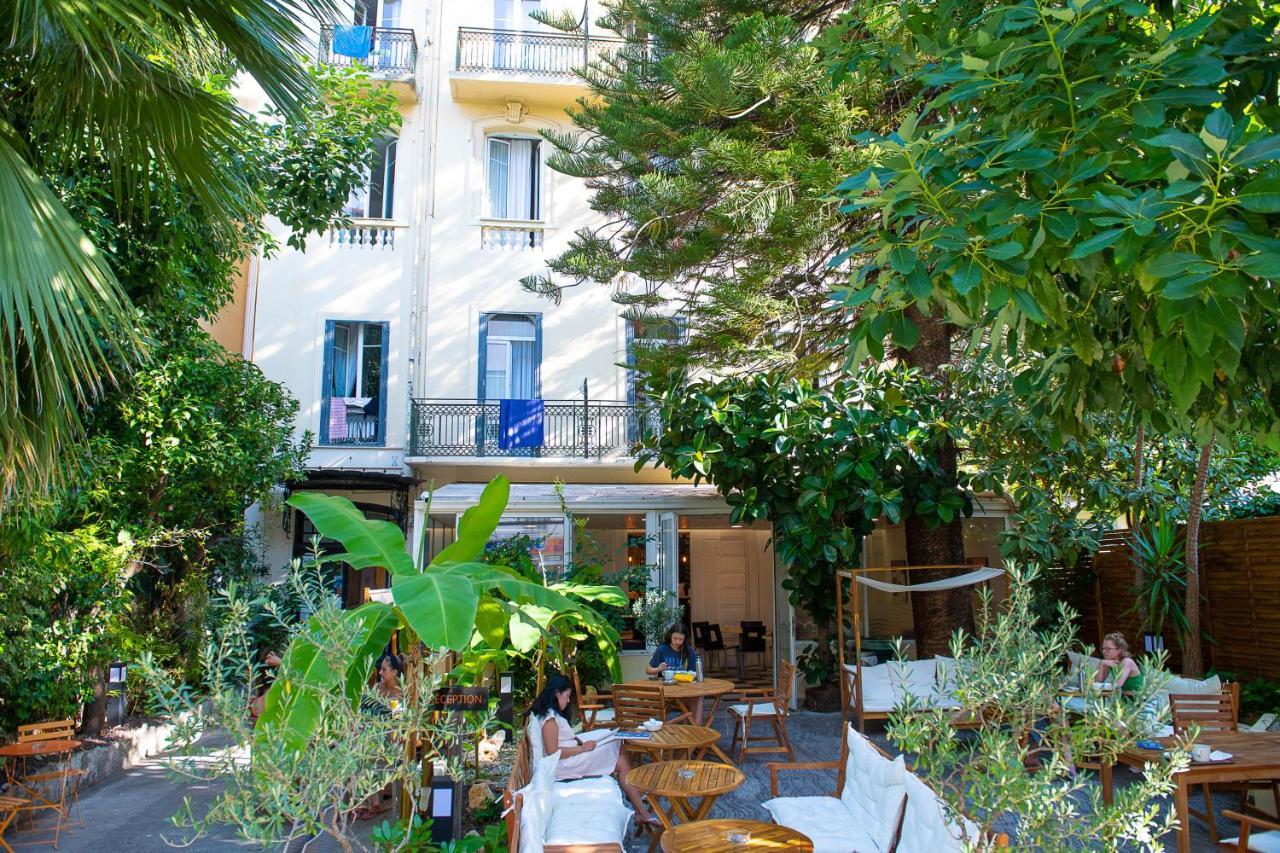 Auberge De Jeunesse Hi Nice Les Camelias ภายนอก รูปภาพ