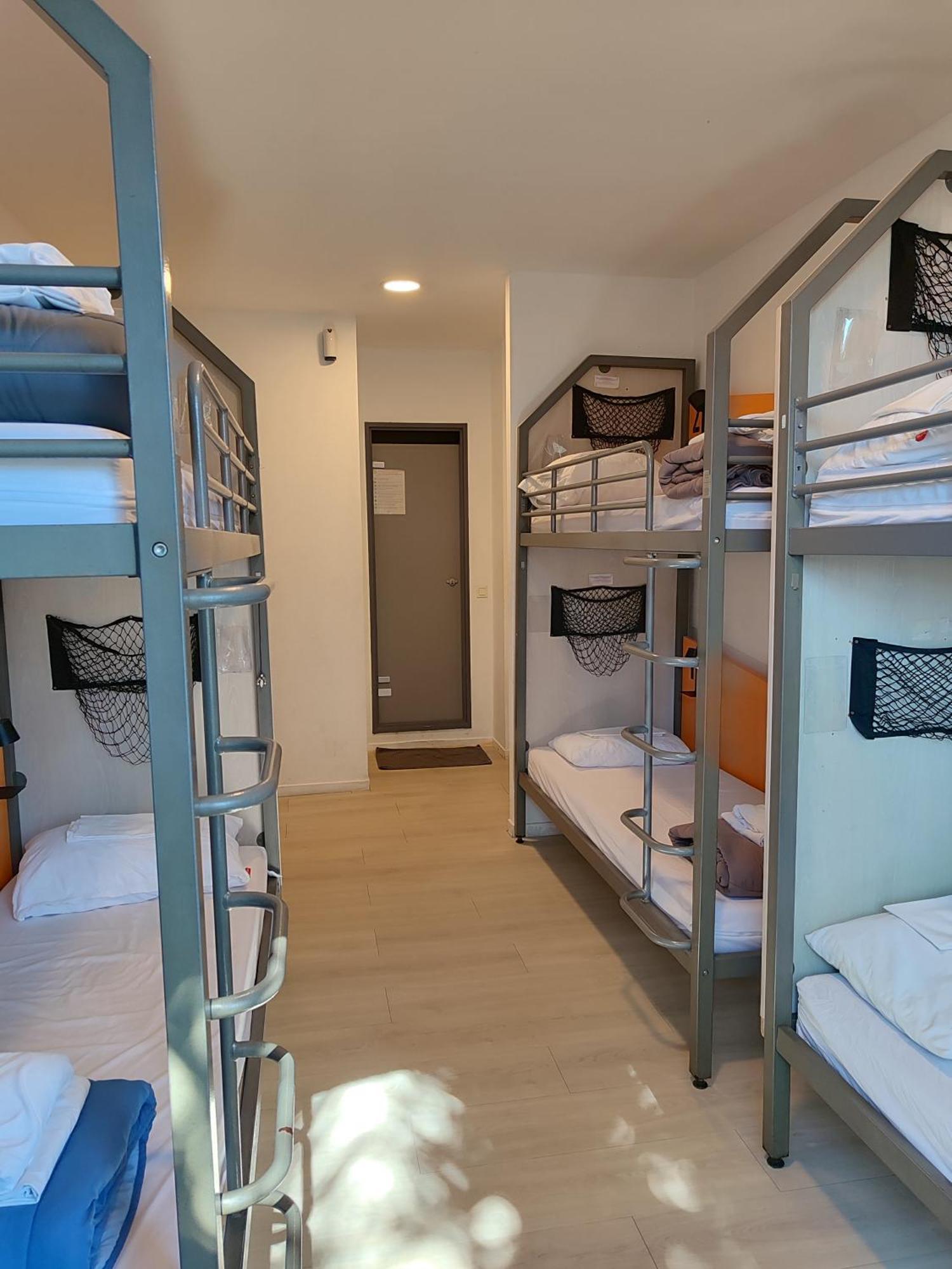 Auberge De Jeunesse Hi Nice Les Camelias ภายนอก รูปภาพ